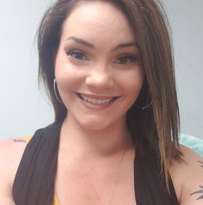 Meet your Posher, Corrina